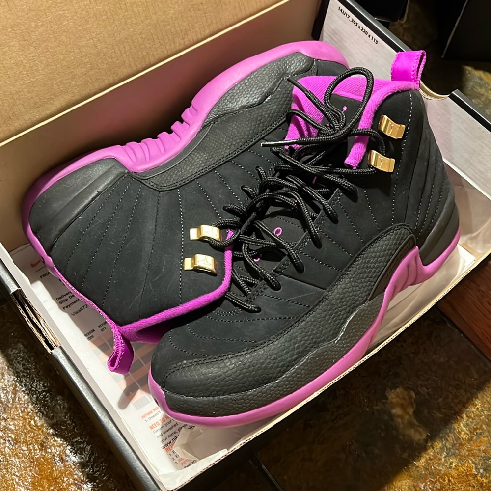 retro 12